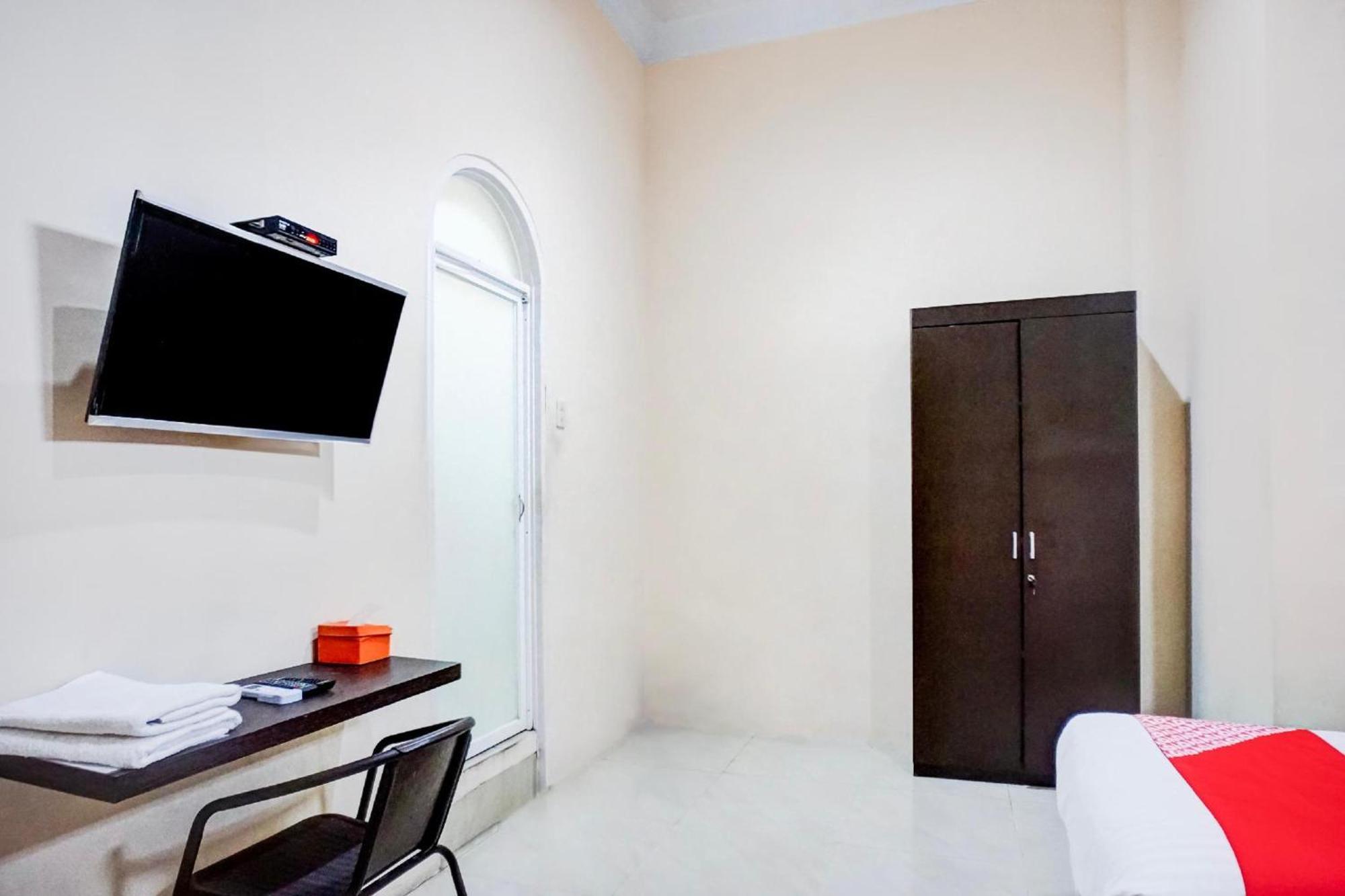 Hotel O Medan City Near Lapangan Benteng Formerly Ralica Residence Eksteriør billede